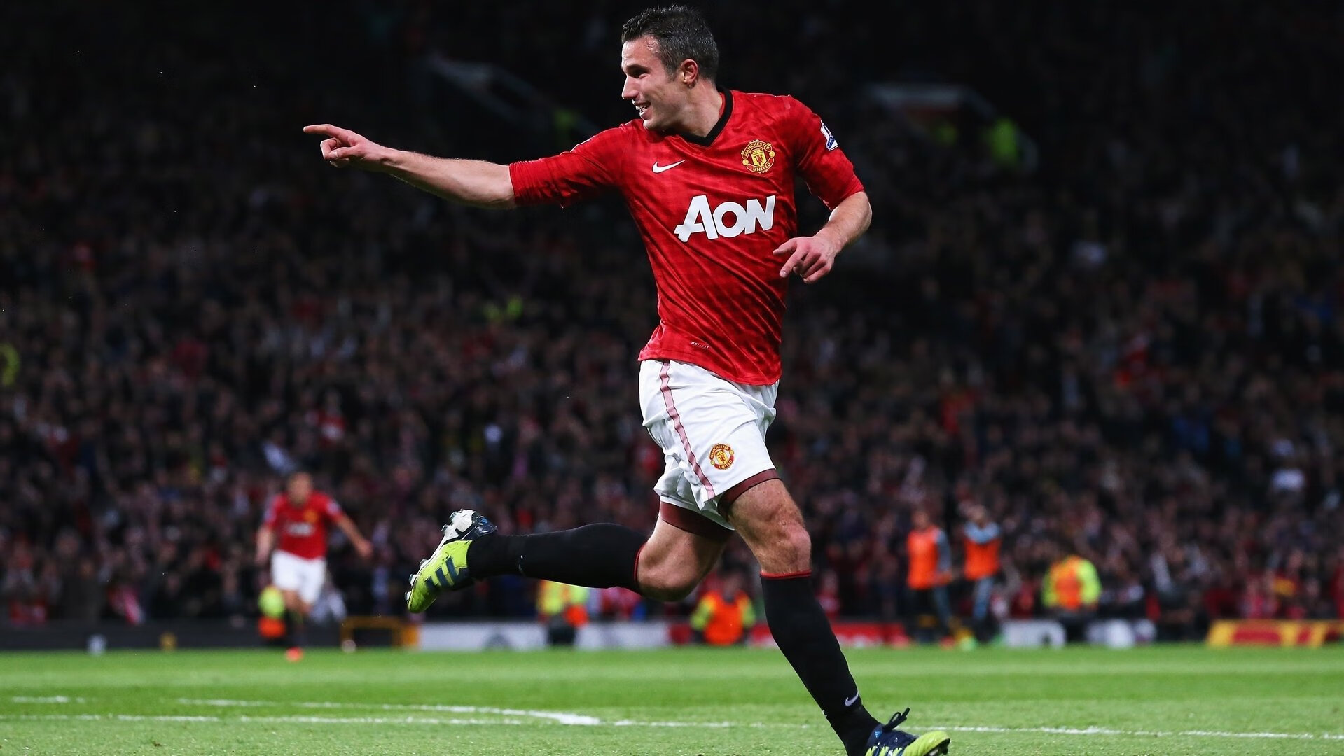 逆袭故事:草根出身的足球奇迹,足坛逆袭