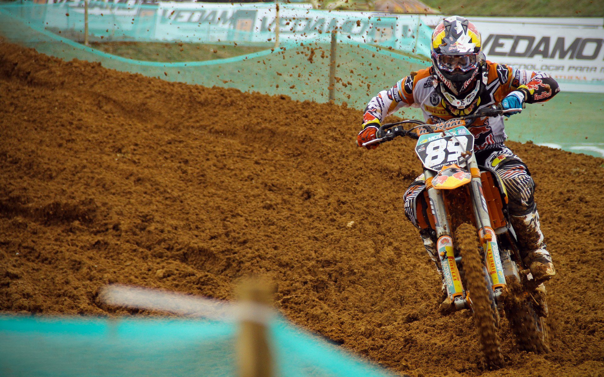 利物浦在欧冠逐步前行，冲击更高荣誉