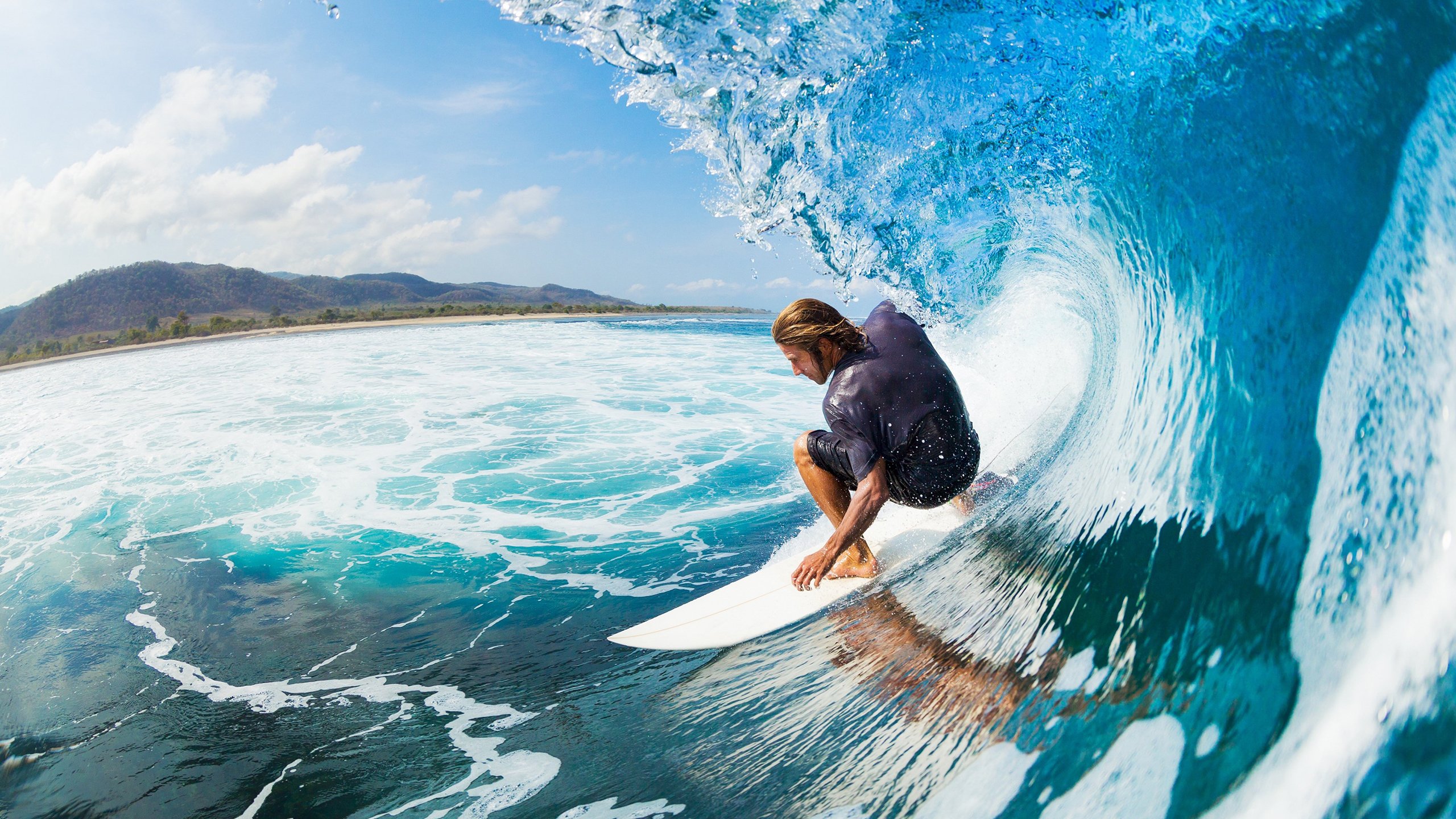 小国惊艳小组赛，战术执行力获国际赞誉，小国家队