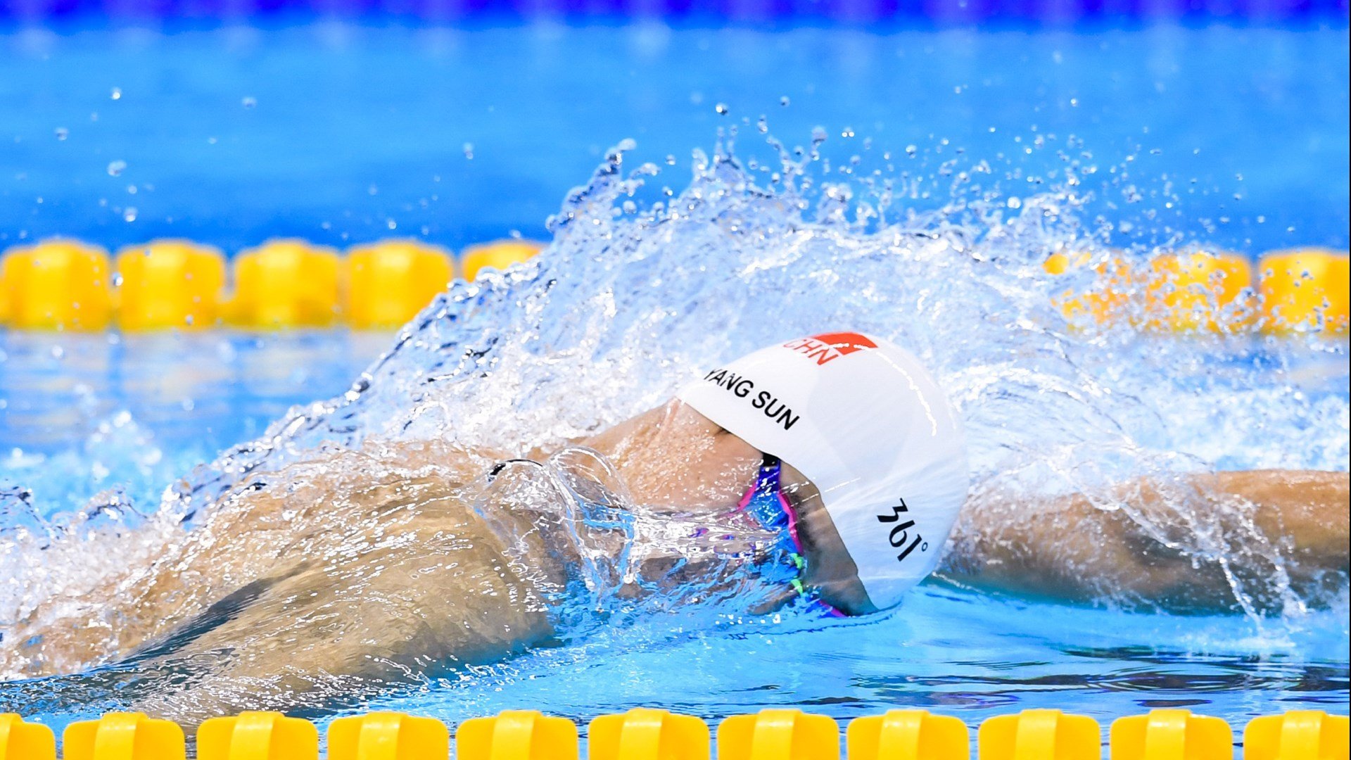 星空体育官方平台-弗朗索瓦·霍尔茨豪伊泽：南非队进攻系统的“心脏”，推动车轮前行